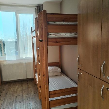 Hostel Ferihegy Vecsés Buitenkant foto